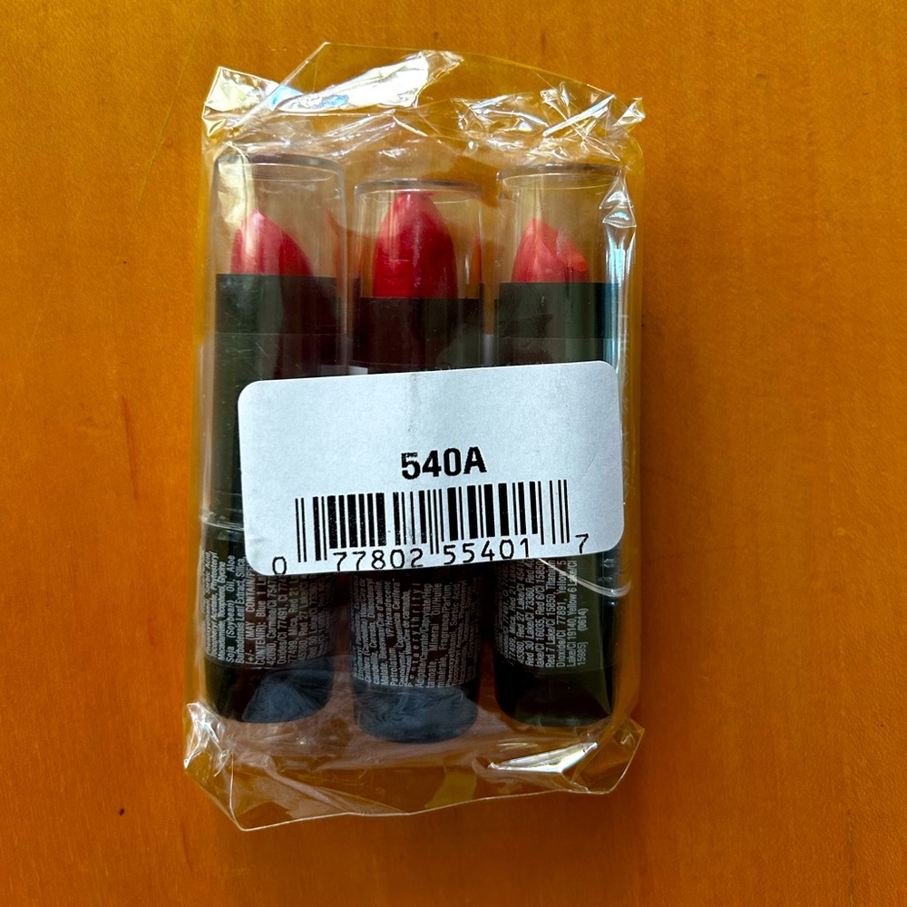 (3) Wet n’ Wild Hot Red Lipstick